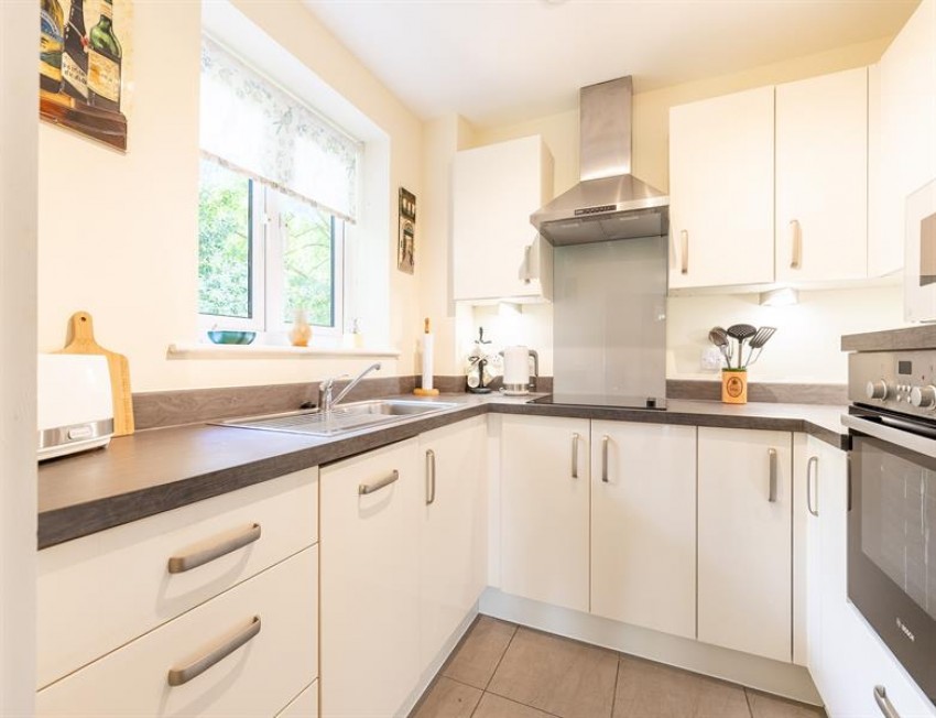 Images for Oak Grange, Bradburns Lane, Hartford, Northwich
