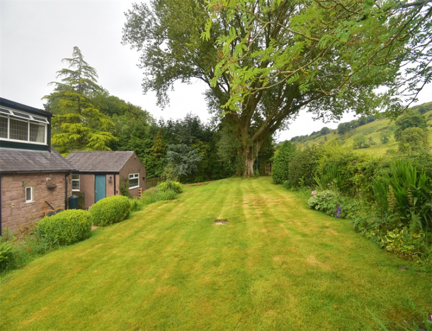 Images for Combs, Chapel-En-Le-Frith, High Peak