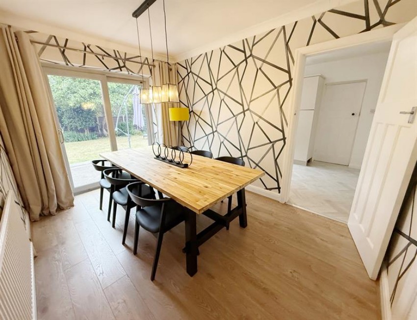 Images for Southdown Crescent, Cheadle Hulme