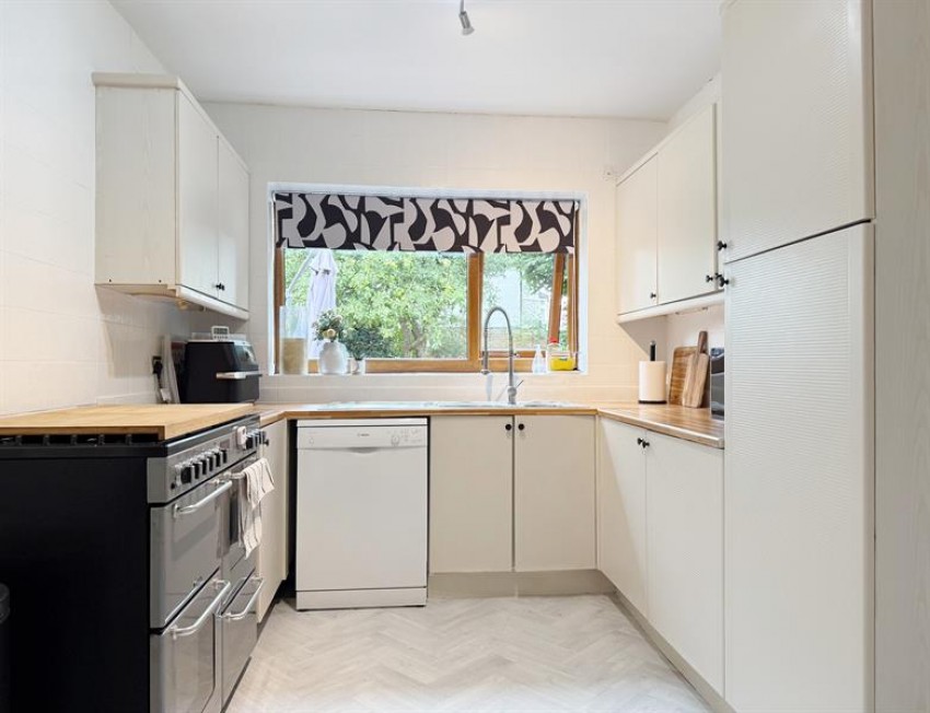 Images for Southdown Crescent, Cheadle Hulme