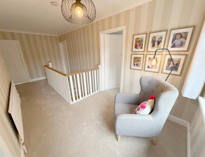 Images for Southdown Crescent, Cheadle Hulme