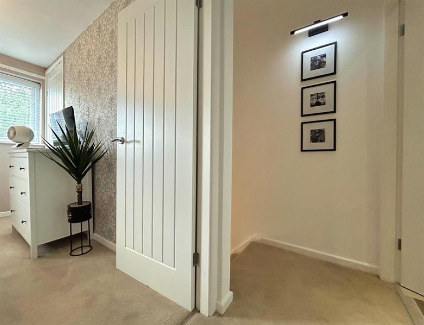 Images for Newmarket Close, Sale