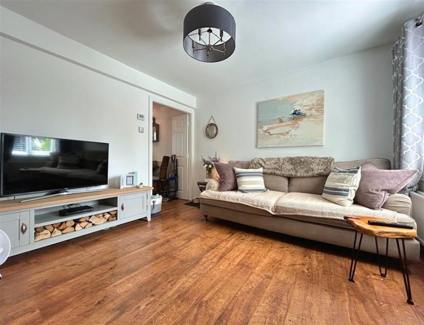 Images for Newmarket Close, Sale