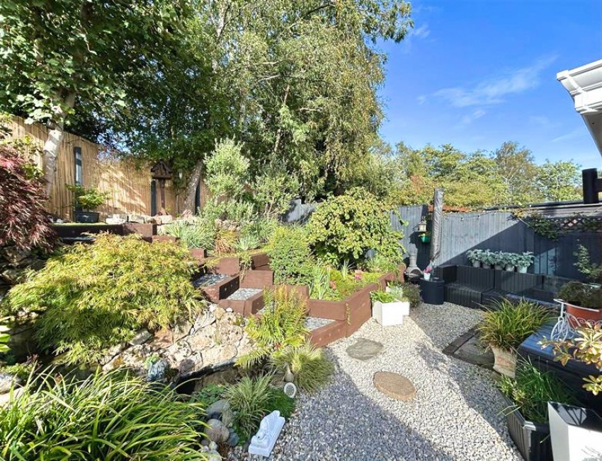 Images for Newmarket Close, Sale