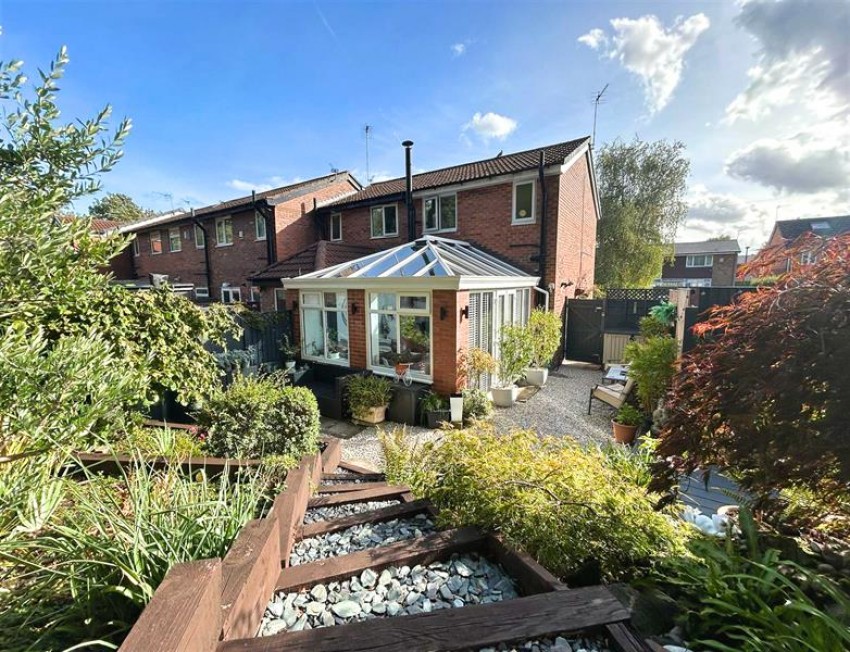 Images for Newmarket Close, Sale
