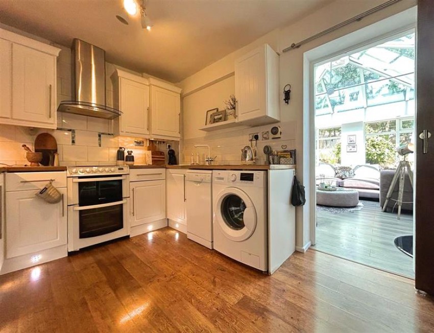 Images for Newmarket Close, Sale