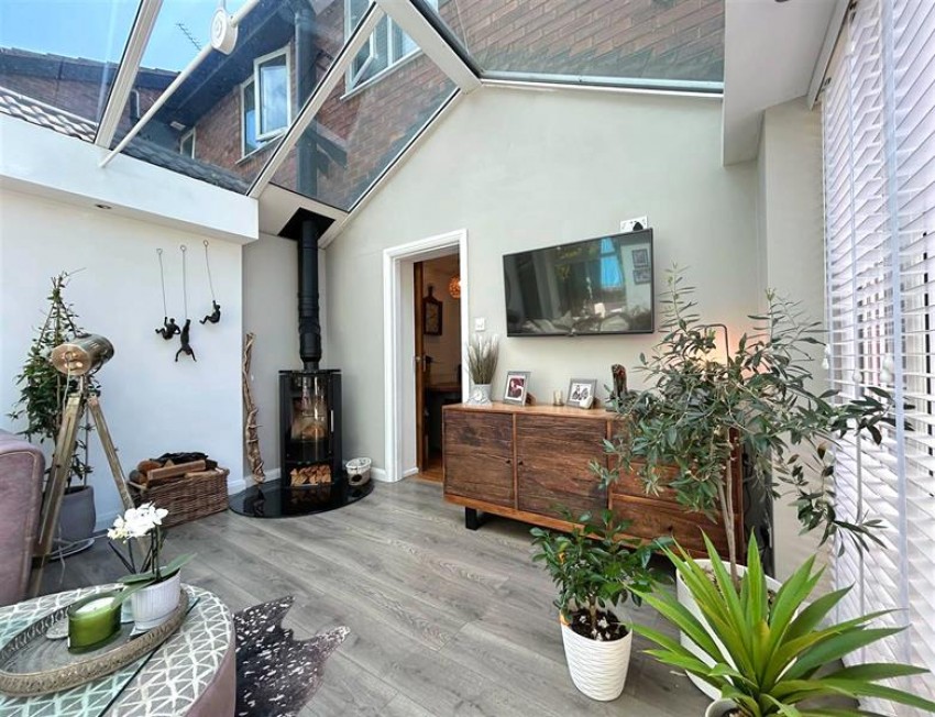 Images for Newmarket Close, Sale