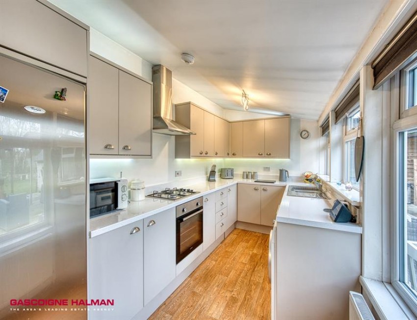 Images for Garners Lane, Davenport