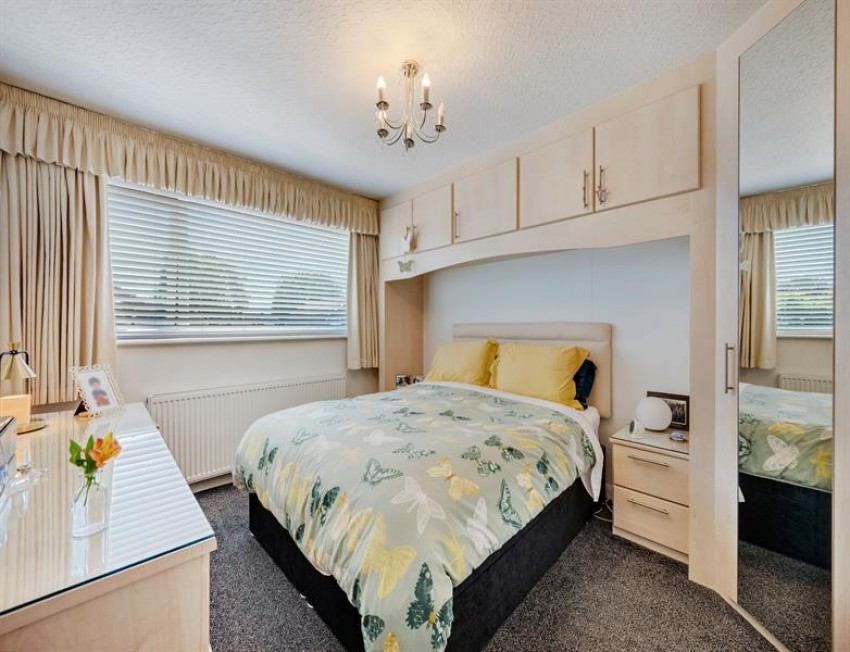 Images for Stoneleigh Avenue, Sale