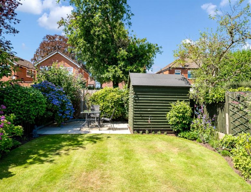 Images for Stoneleigh Avenue, Sale