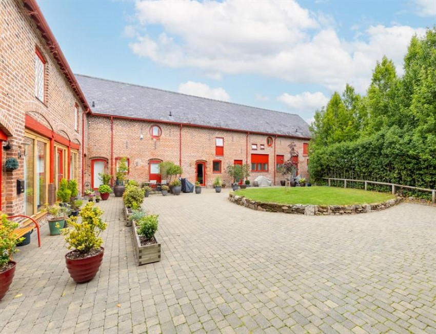 Images for Hoofield Hall Barns, Hoofield Lane, Huxley, Chester