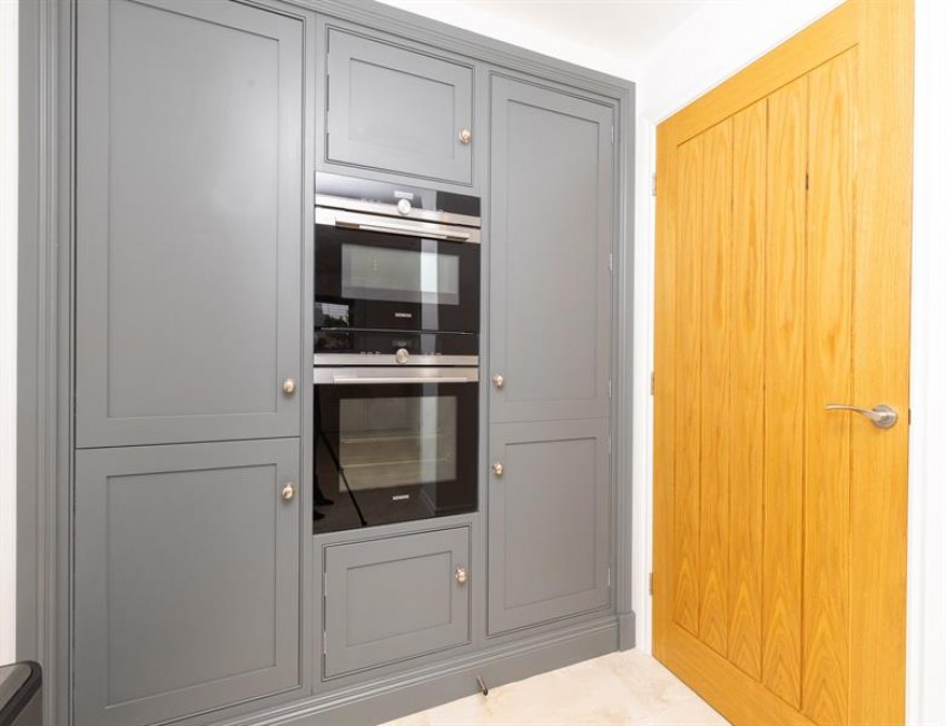 Images for Hoofield Hall Barns, Hoofield Lane, Huxley, Chester