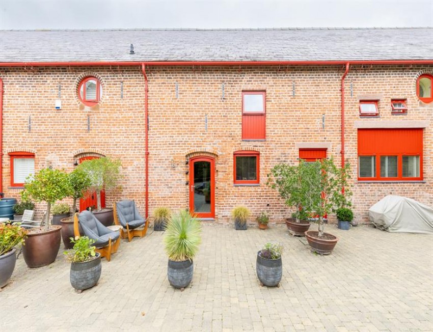 Images for Hoofield Hall Barns, Hoofield Lane, Huxley, Chester