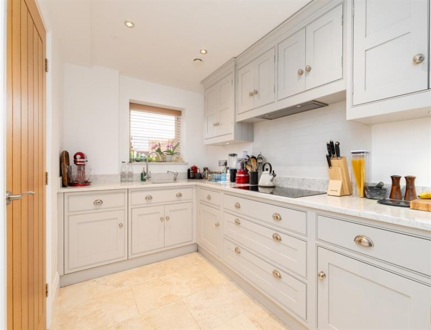 Images for Hoofield Hall Barns, Hoofield Lane, Huxley, Chester