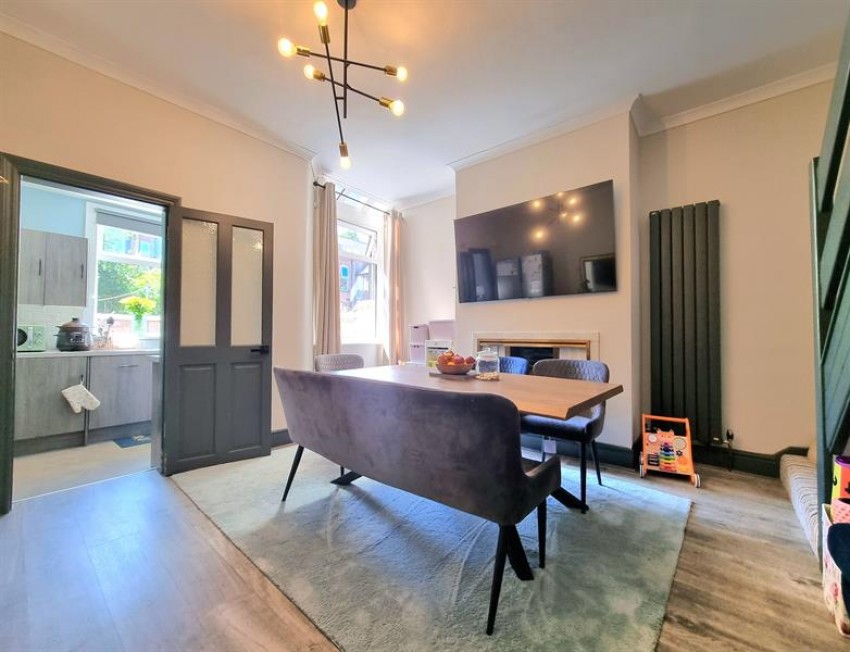 Images for Hazel Avenue, Sale