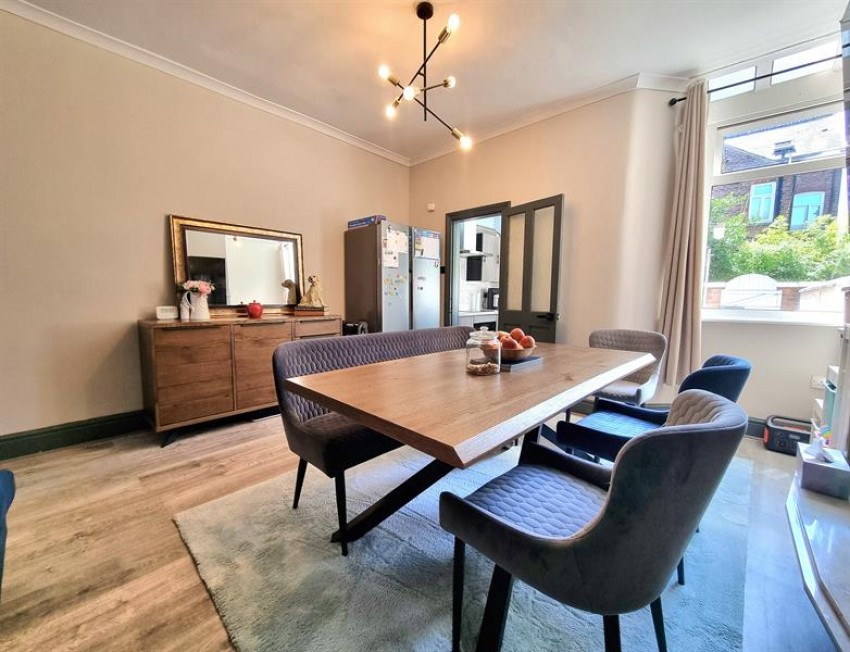 Images for Hazel Avenue, Sale