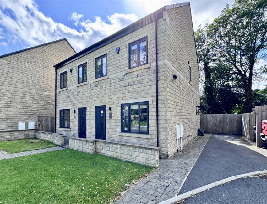 Images for Park View, Hadfield, Glossop