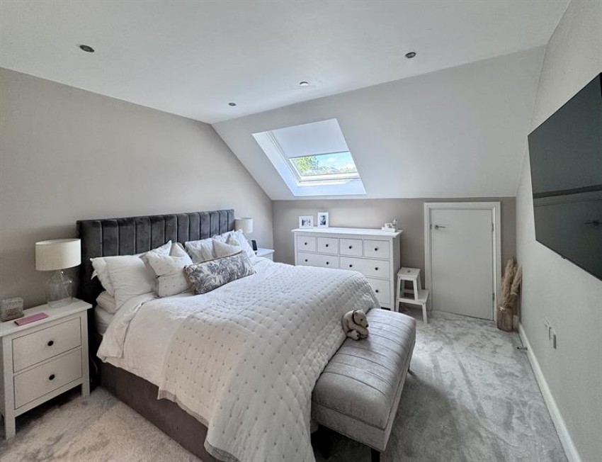 Images for Park View, Hadfield, Glossop
