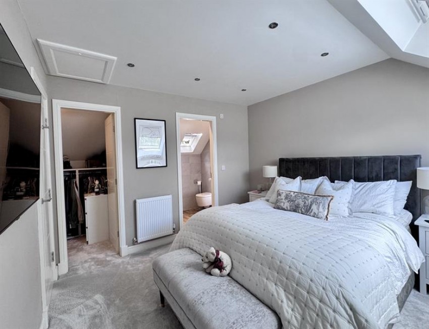 Images for Park View, Hadfield, Glossop