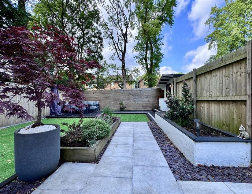Images for Park View, Hadfield, Glossop
