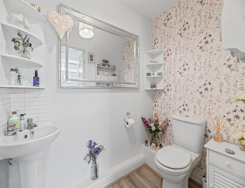 Images for Holford Moss, Sandymoor, Runcorn