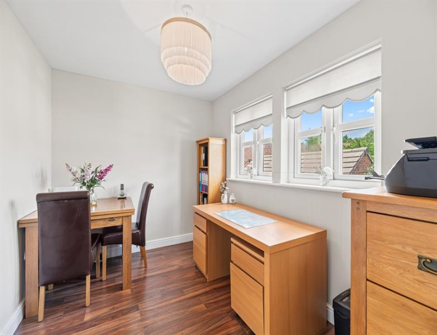 Images for Holford Moss, Sandymoor, Runcorn