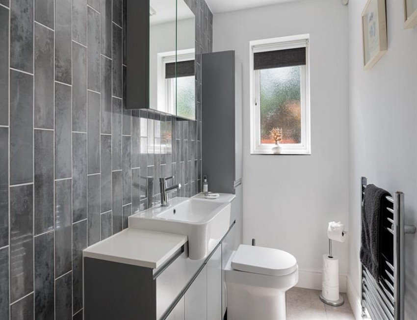 Images for Squirrels Chase - 3169 square feet house in 0.32 acre