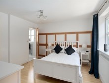 Images for Squirrels Chase - 3169 square feet house in 0.32 acre