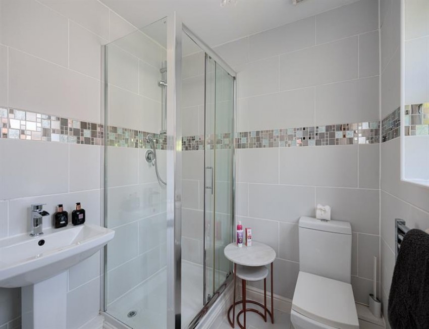 Images for Squirrels Chase - 3169 square feet house in 0.32 acre