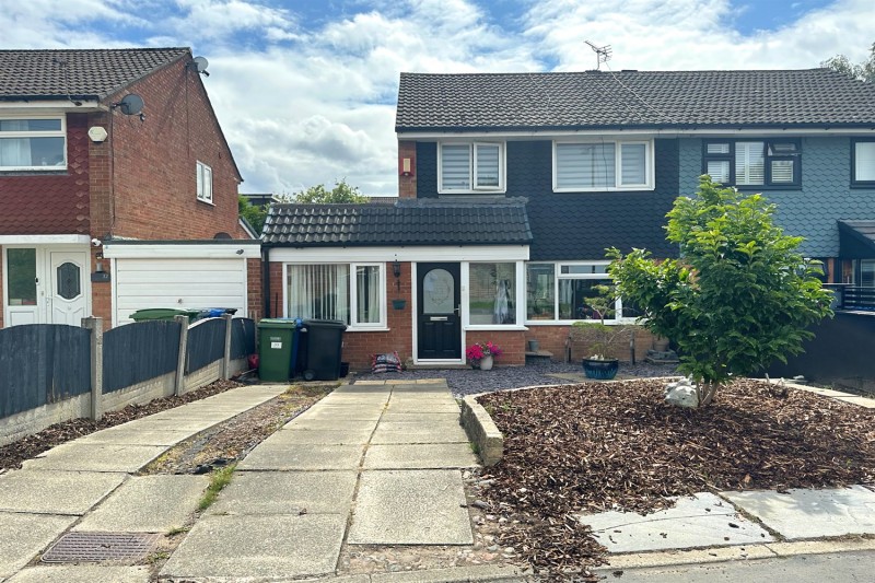 Westbury Avenue, Sale