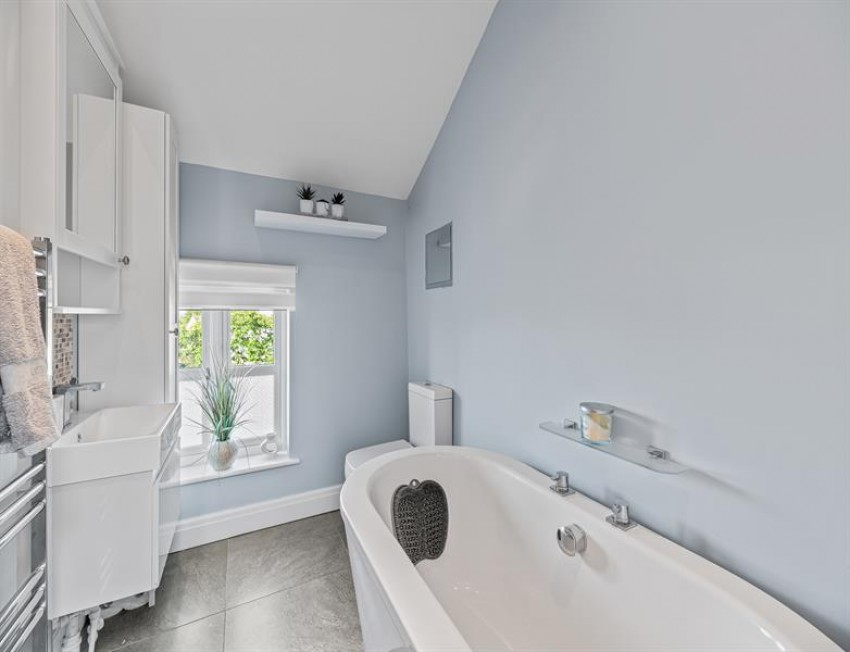 Images for Old Chester Road, Helsby, Frodsham