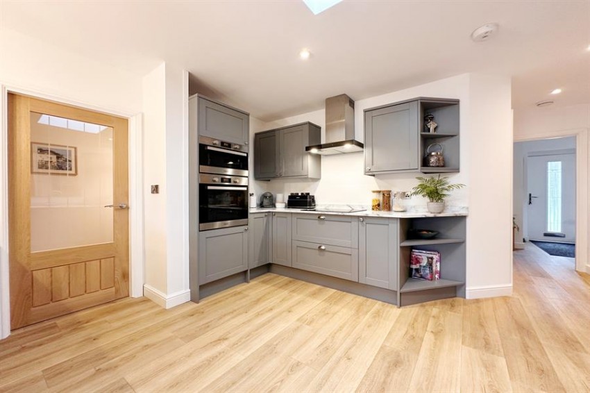 Images for Yew Tree Lane, Poynton