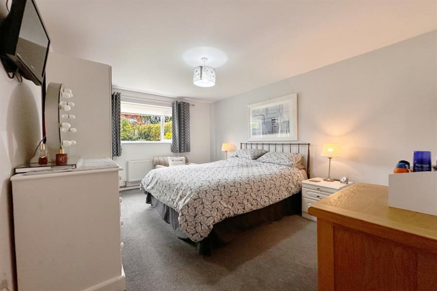 Images for Yew Tree Lane, Poynton