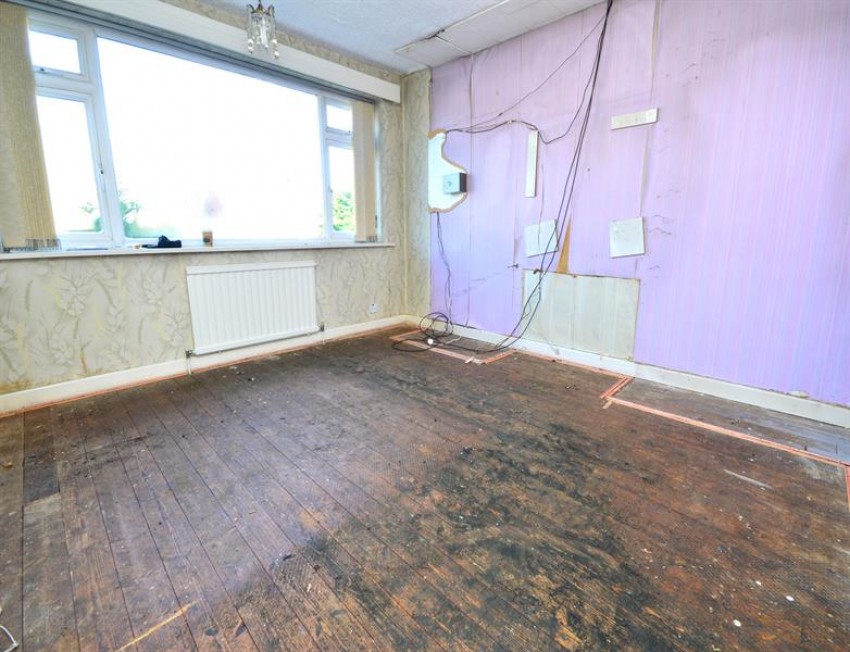 Images for Sevenoaks Avenue, Heaton Moor