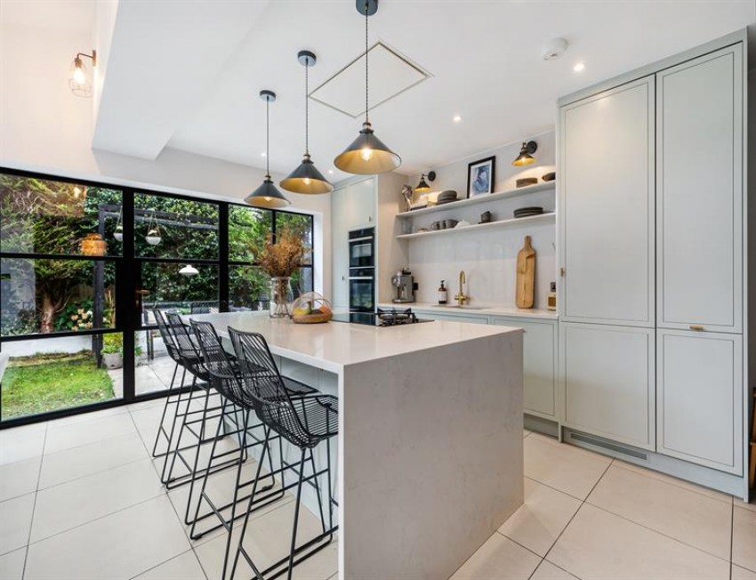 Images for Baxter Road, Sale