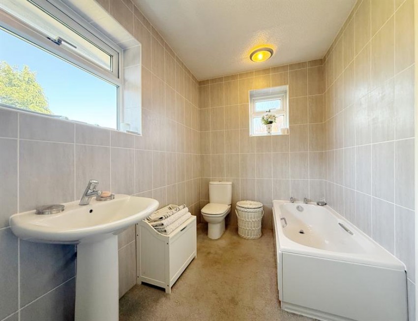 Images for Ladythorn Grove, Bramhall