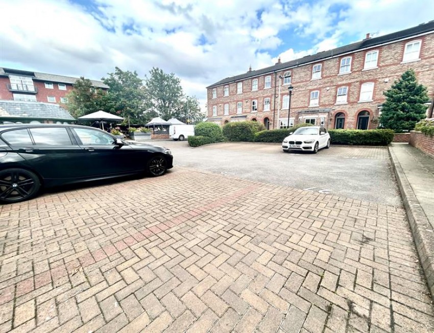 Images for 102 Burnage Lane, Manchester, M19