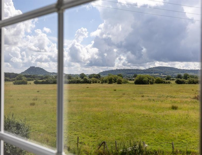 Images for 2 FORD LANE - Huge potential and spectacular views