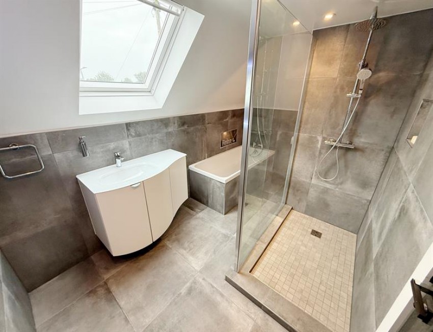 Images for Victoria Way, Bramhall