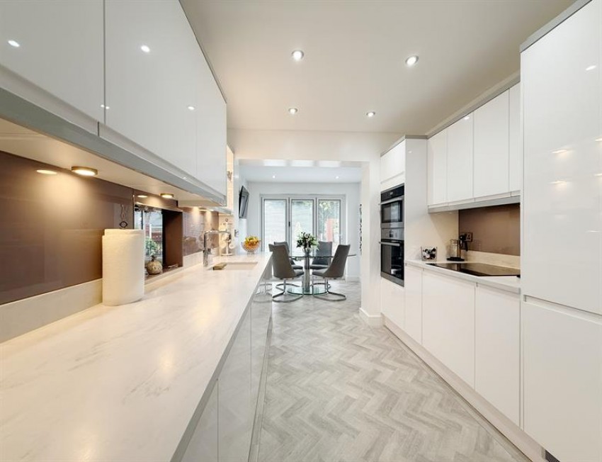 Images for Woodend, Bramhall