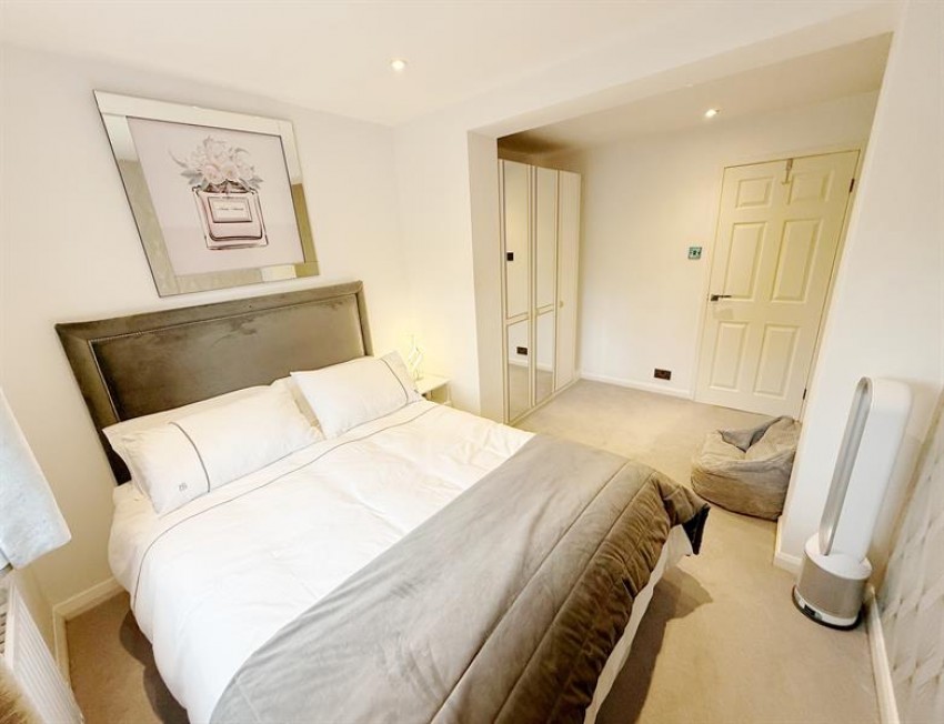 Images for Woodend, Bramhall