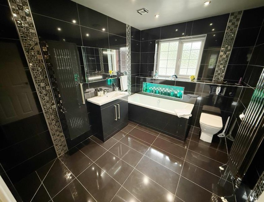 Images for Woodend, Bramhall