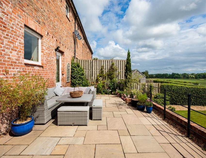 Images for 8 Bulkeley Grange Barns - stunning views and double garage