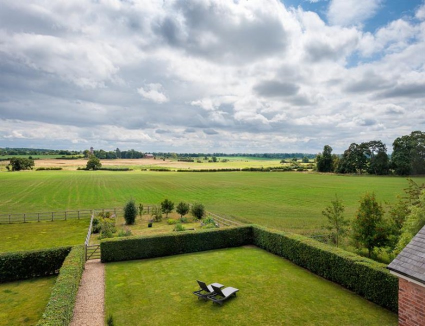 Images for 8 Bulkeley Grange Barns - stunning views and double garage