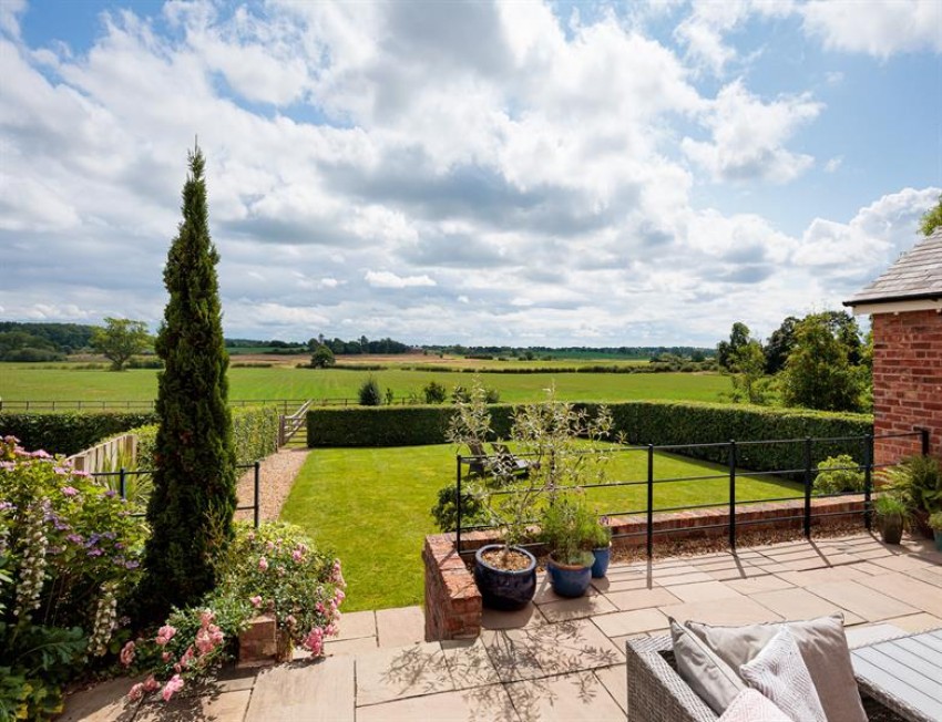 Images for 8 Bulkeley Grange Barns - stunning views and double garage