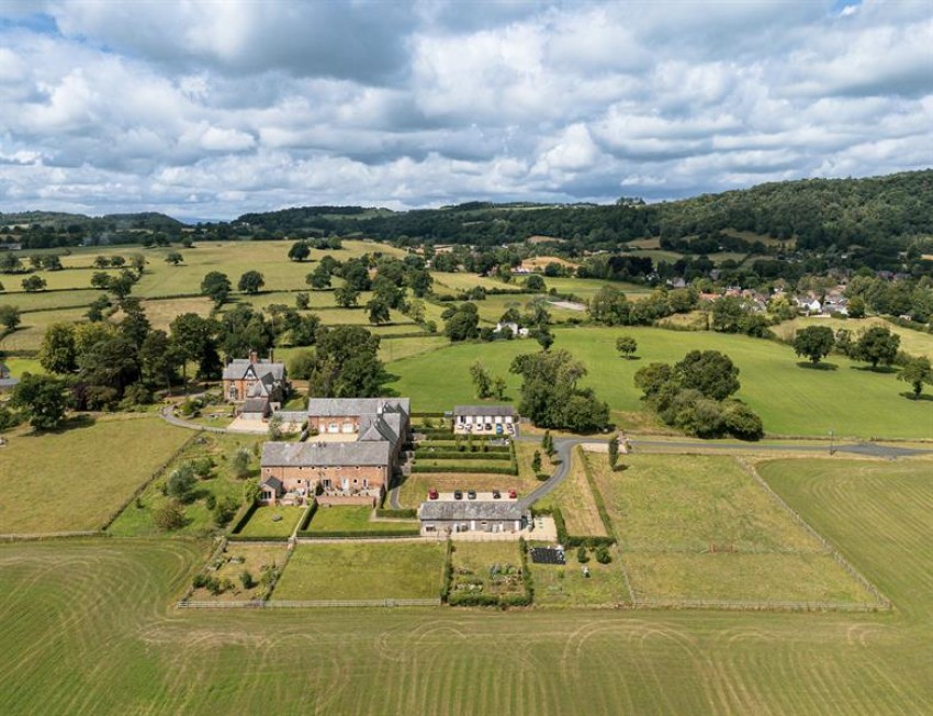 Images for 8 Bulkeley Grange Barns - stunning views and double garage