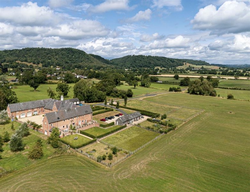 Images for 8 Bulkeley Grange Barns - stunning views and double garage