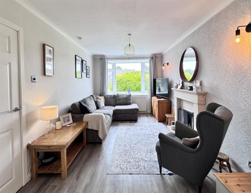 Images for Lower Barn Road, Hadfield, Glossop