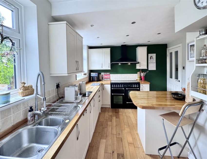 Images for Lower Barn Road, Hadfield, Glossop