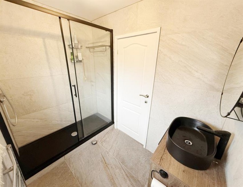 Images for Derwent Drive, Bramhall